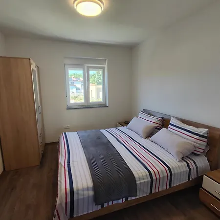 Kata 2 Appartement Ližnjan